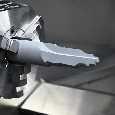 gruenlingsbearbeitung-nadler-hartmetalle